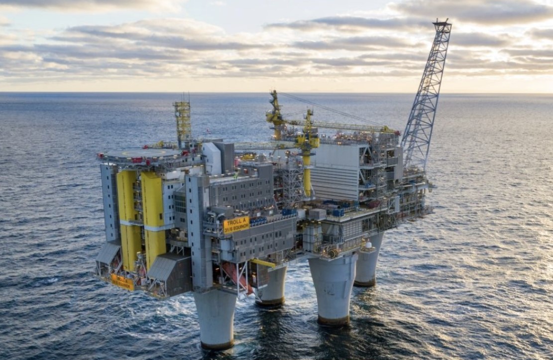 Allseas to take Pioneering Spirit to huge North Sea field in 2026