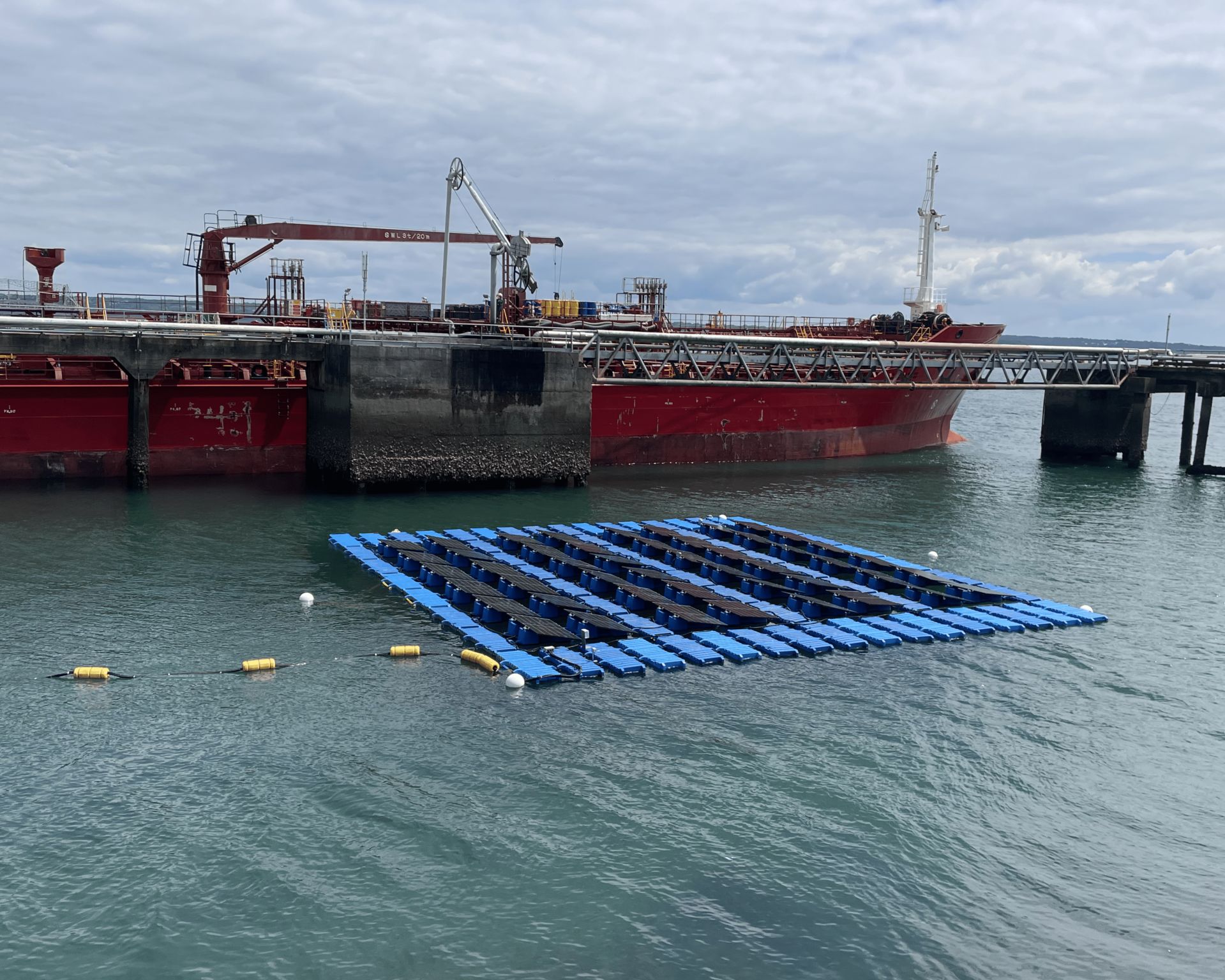 HelioRec has finished the inspection of the 25 kW floating solar power plant that is located at Brest Port, France.
