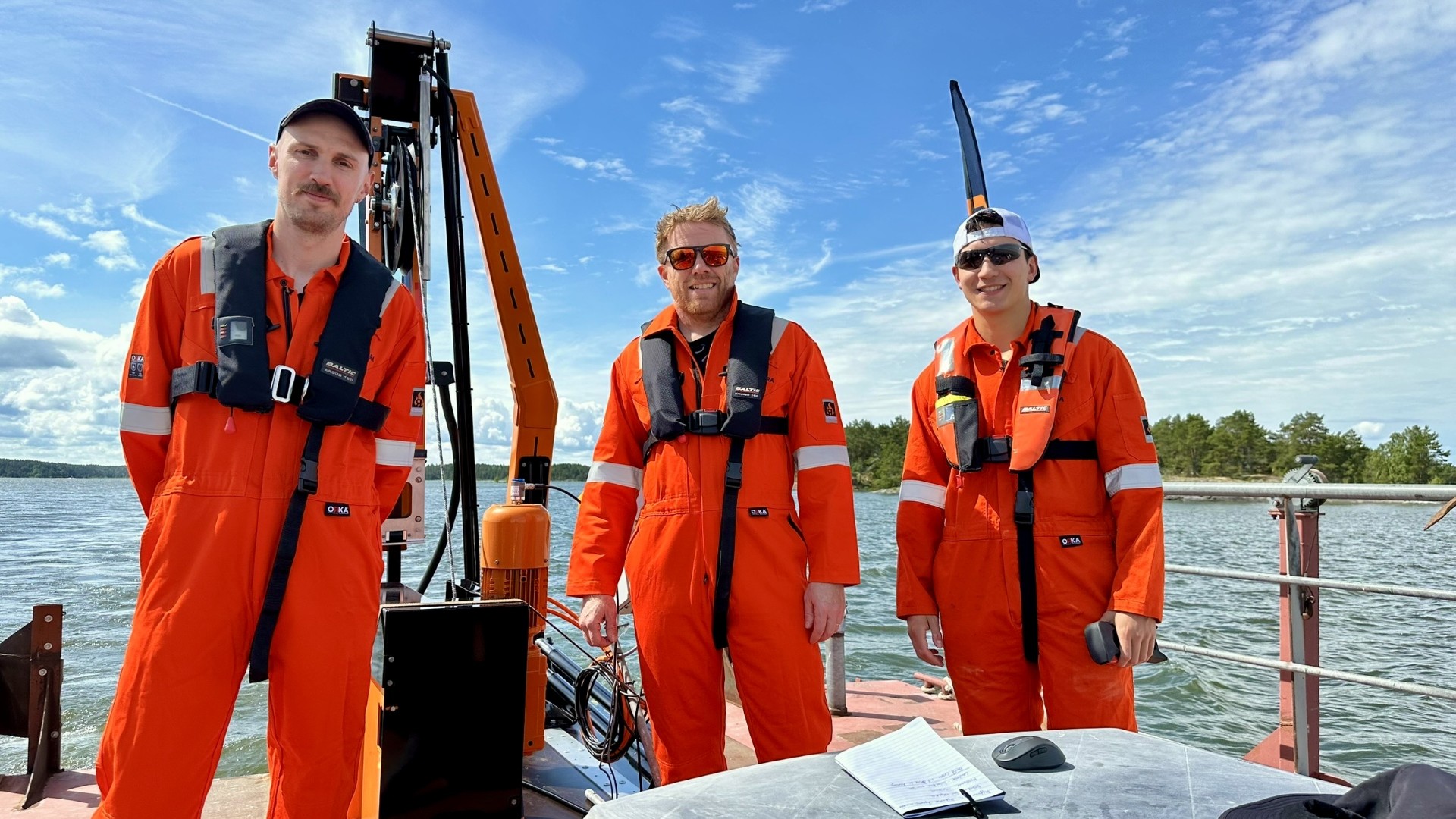 Sulmara team carrying out sea trials in Sweden.