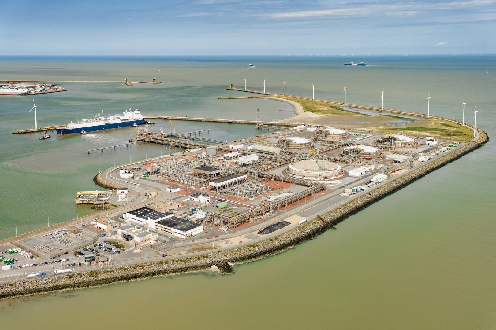 Fluxys’ Zeebrugge, Belgium regasification terminal; Source: ConocoPhillips