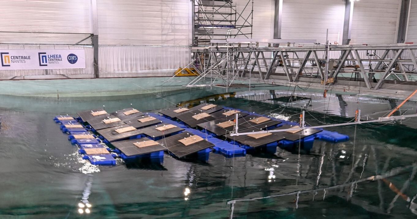 France-based start-up HelioRec and Centrale Nantes, a component institution of the Nantes University, have finished wave tank testing of the W200CM floating solar model.