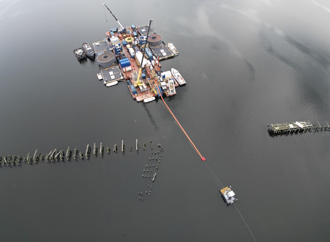 Cables for New York's largest clean energy project cross US-Canada border