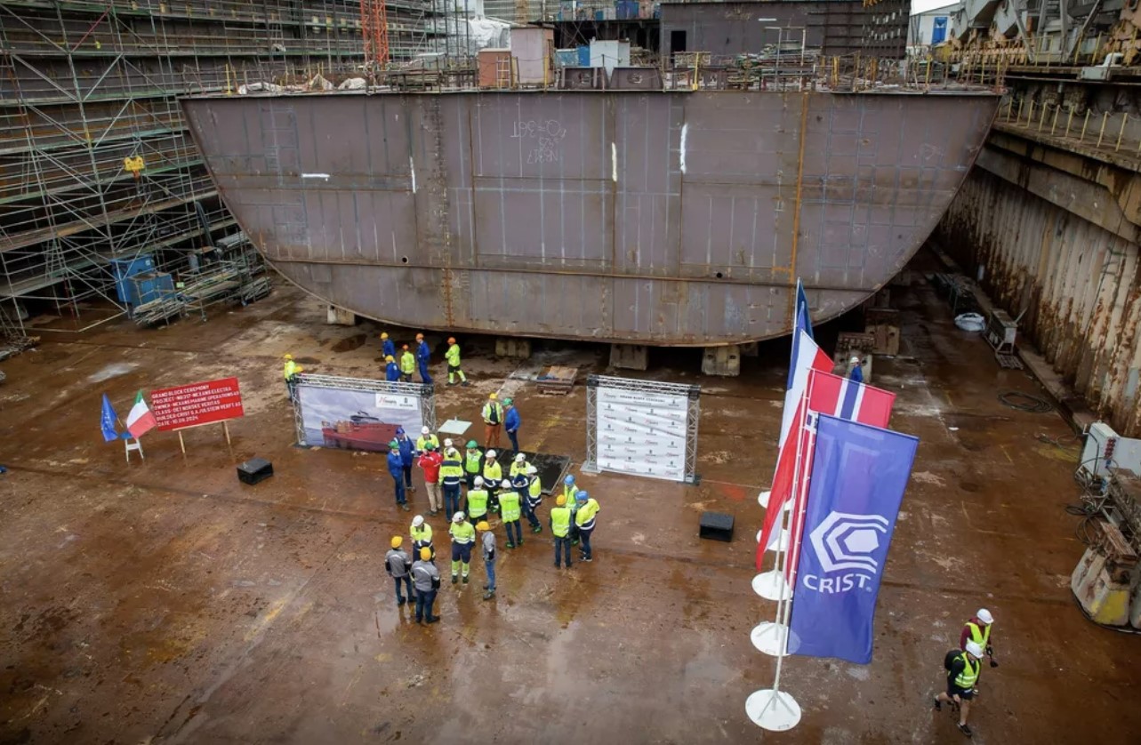 Grand block ceremony held for newbuild Nexans cable layer (Photos)