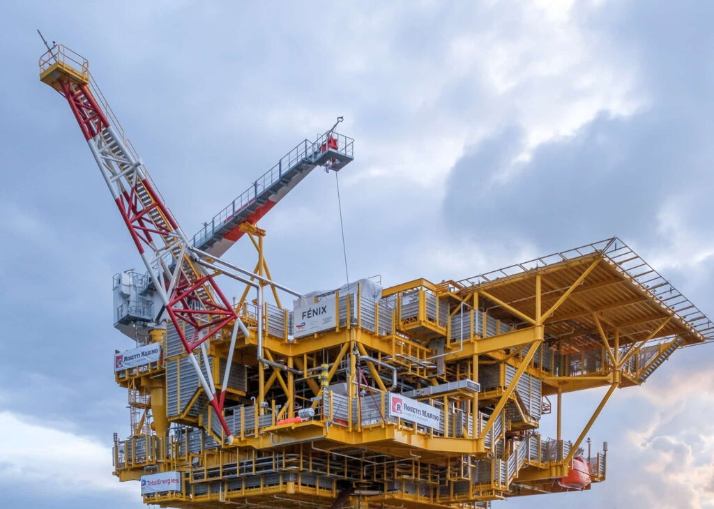 Upper part of an offshore platform up close