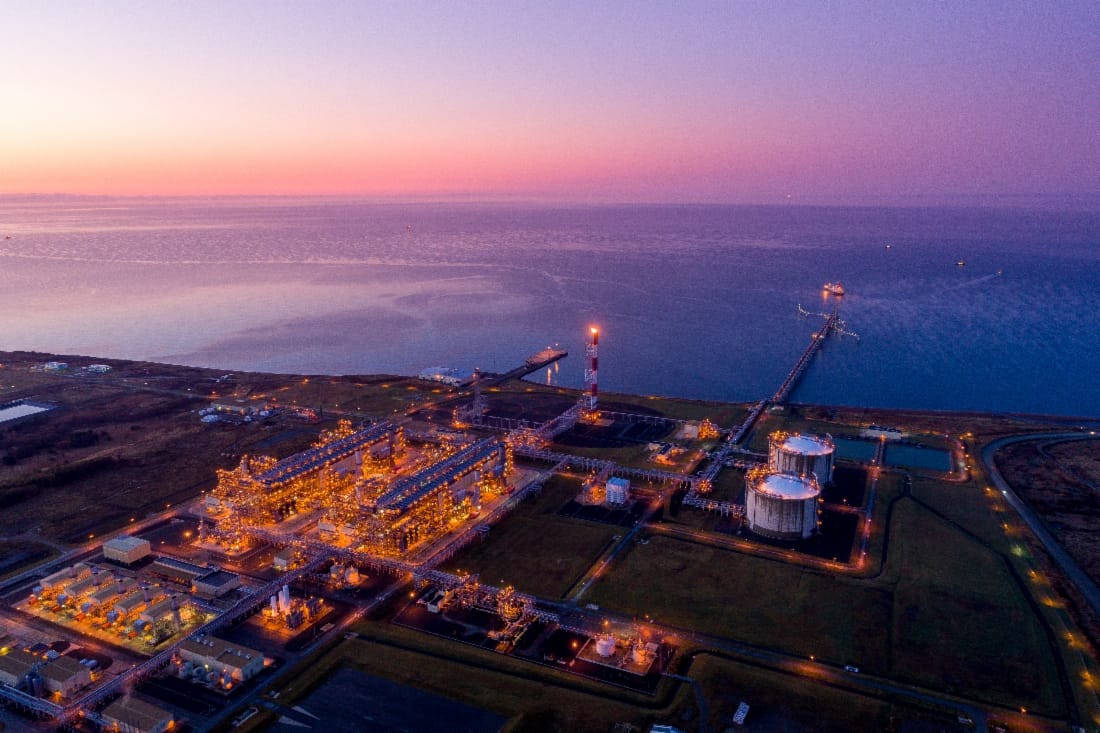 Large-scale LNG plant within Sakhalin II project; Source: Gazprom