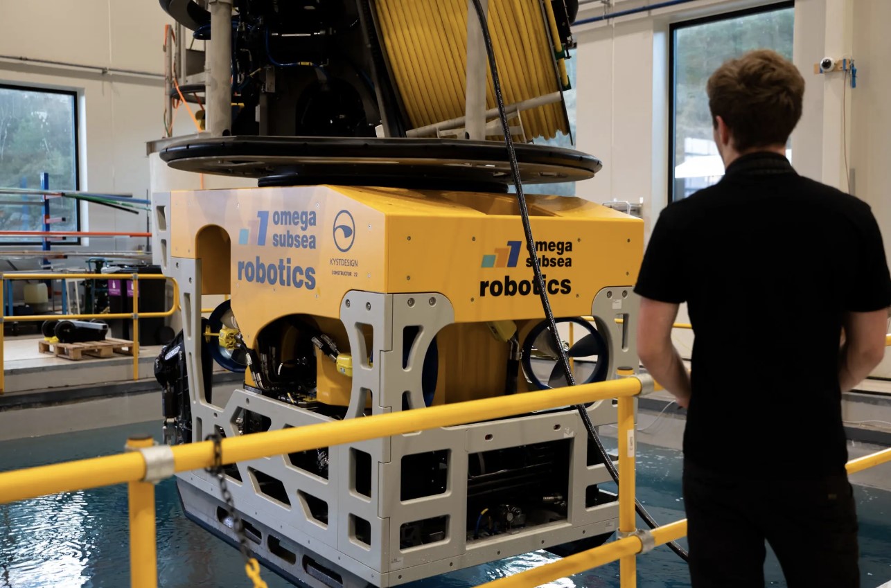 Newly developed ROV duo destined for Solstad vessels pass factory acceptance testing