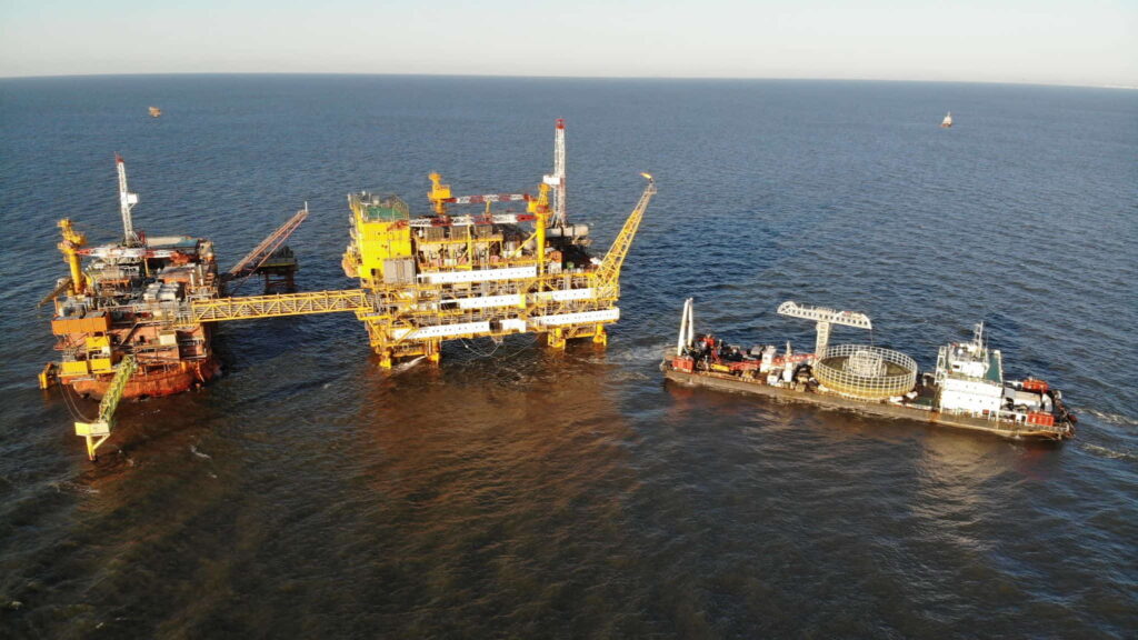 Platforms at Jinzhou 23-2 oilfield; Source: Fulan Offshore