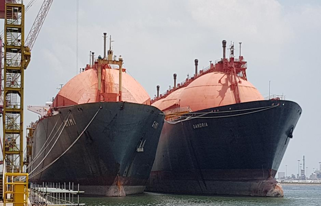 Gimi alongside Gandria at Seatrium, former Keppel, shipyard; Source: Golar LNG