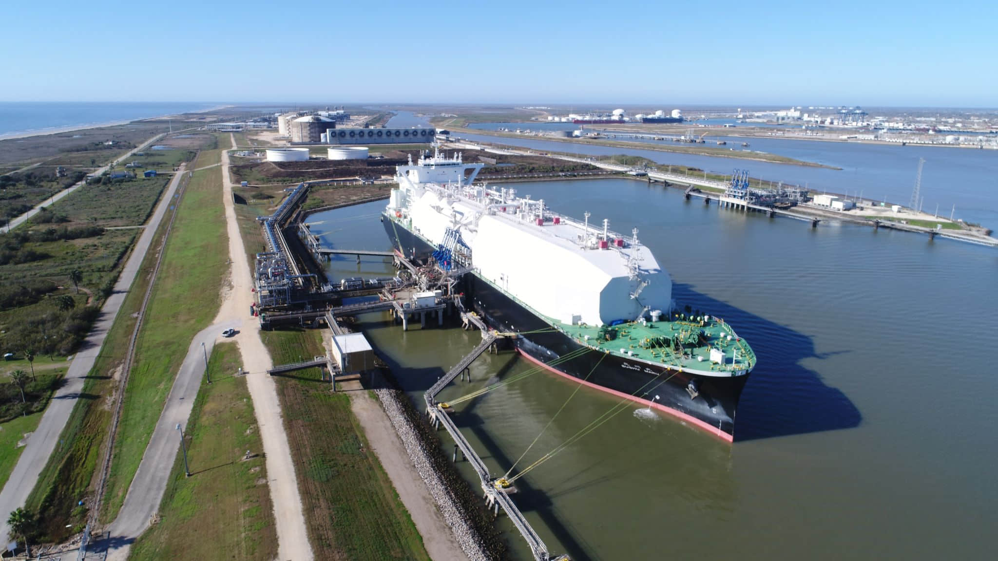 American LNG project cheers 800th cargo milestone