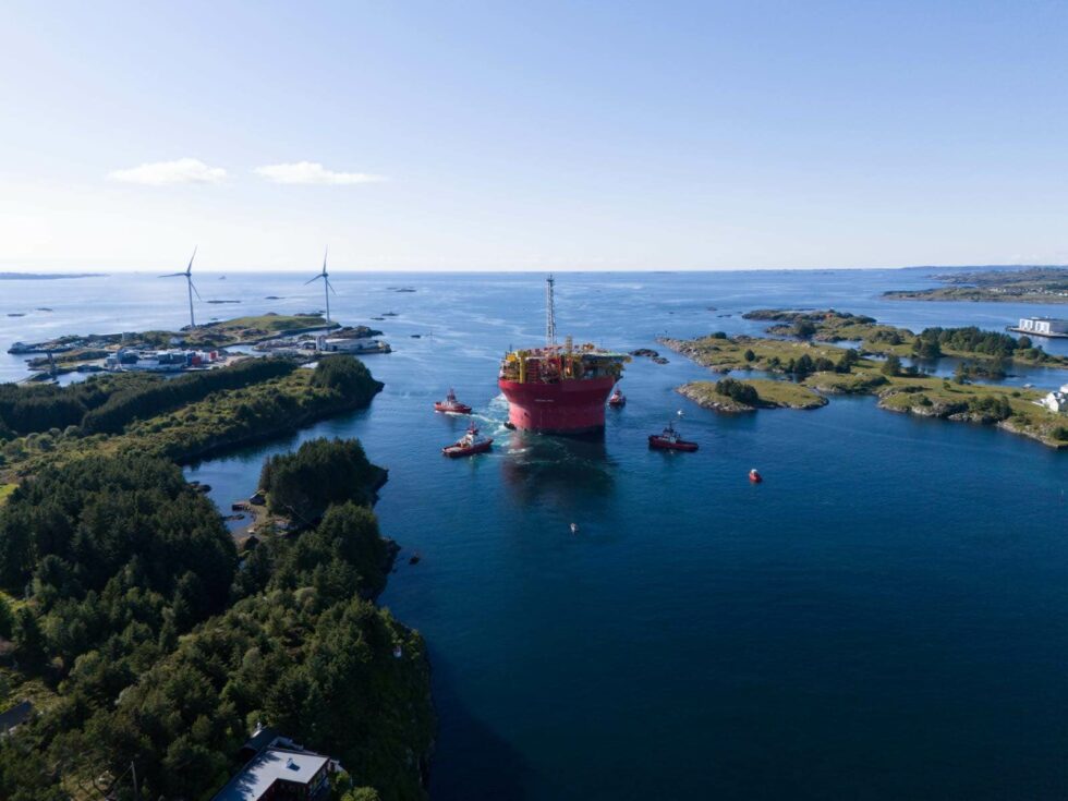 FPSO Penguins; Source: Shell