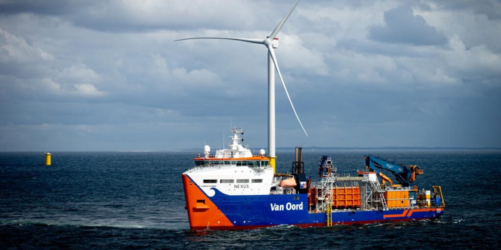 Van Oord's 10-year-old cable layer sports Damen's emission reduction technology