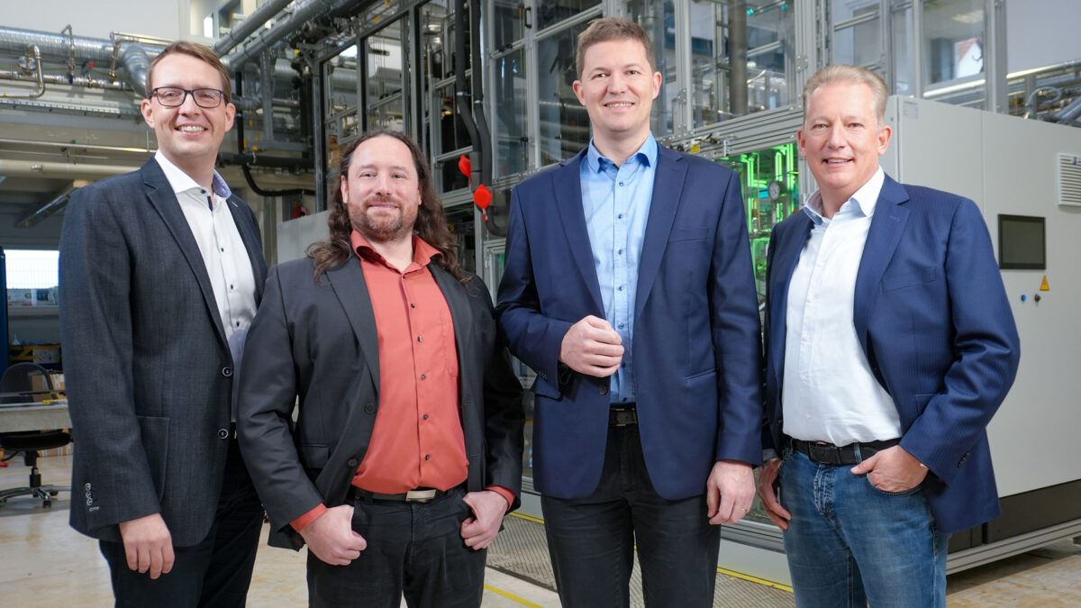 Hydrogenious Restructures Management and Secures Funding for Technology Scaling