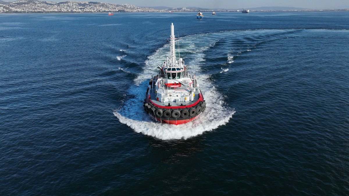 Türkiye's first LNG dual-fuel tugboats delivered to BOTAS