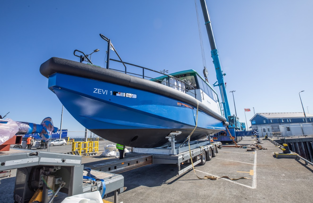 hydrofoil vessel