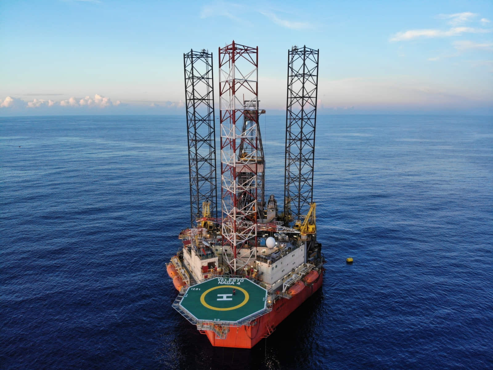 NAGA 4 jack-up rig; Source: Velesto