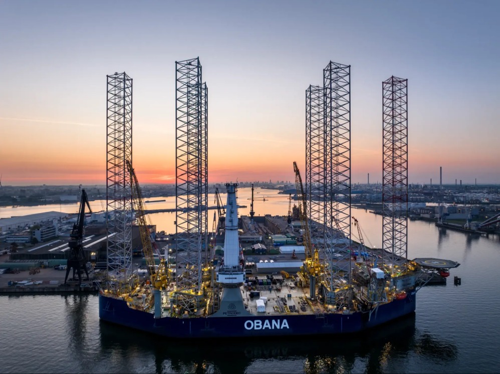A jack-up rig at a shipyard