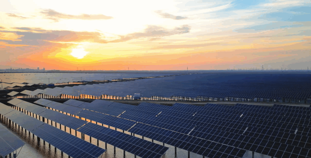 Dajin Heavy Industry has commissioned its 250 MW Shilihai fishery-solar hybrid photovoltaic (PV) project in Tangshan, Hebei Province, China.