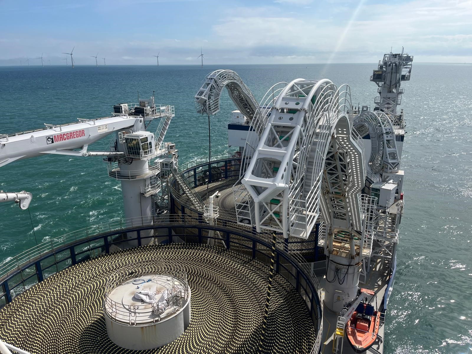 Leonardo da Vinci continues installing cables at first UK-Germany energy link
