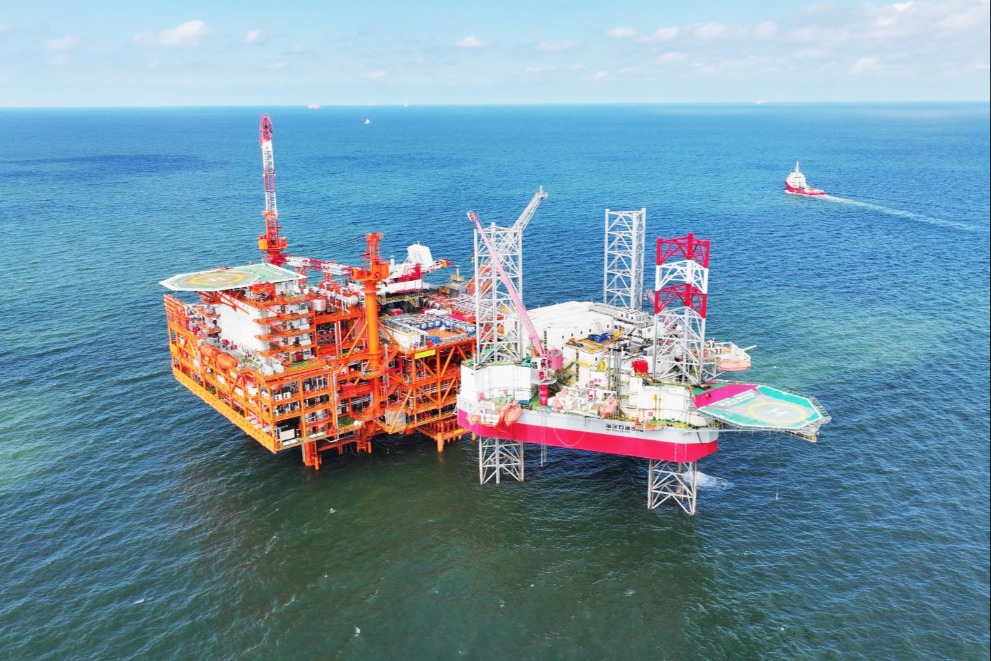 Kenli 10-2 oilfields development project Phase I