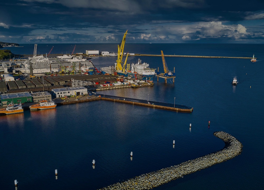 Mukran port