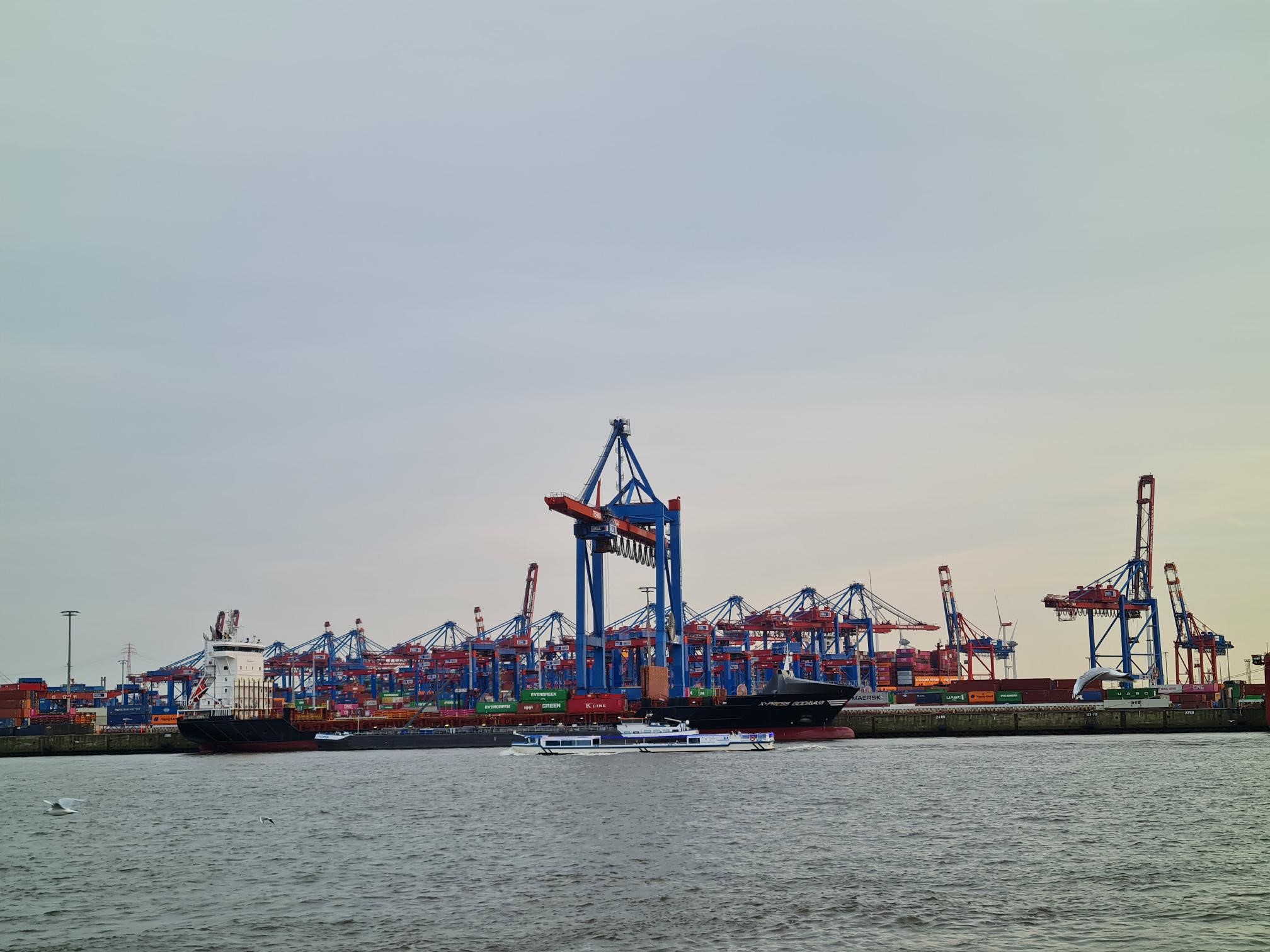 ElbOil teams up with Chinese companies to drive green methanol expansion