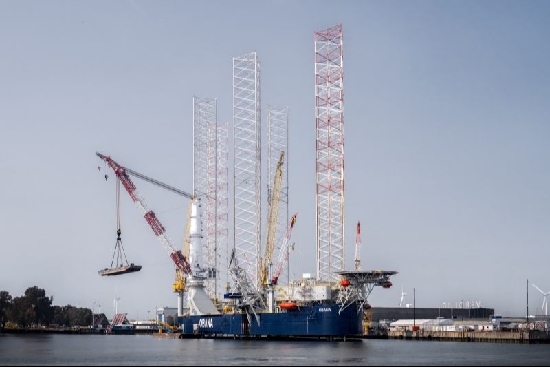 Jack up vessel Obana