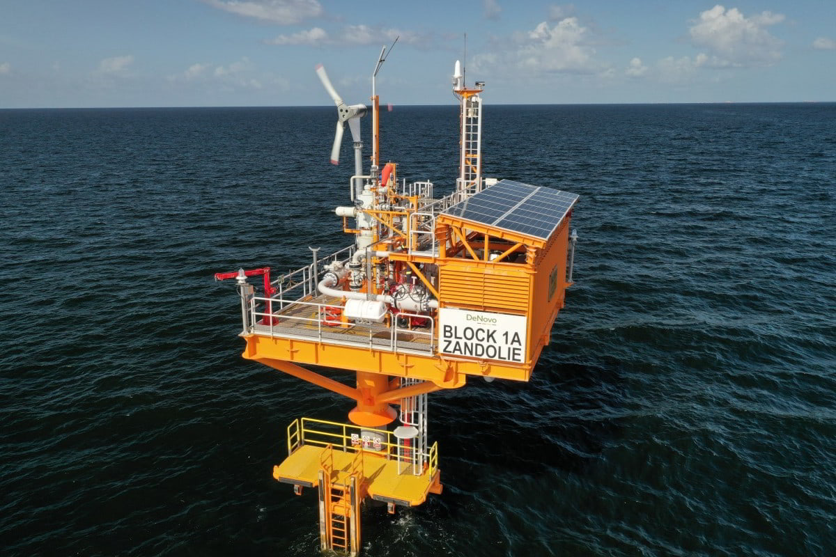 Zandolie renewably-powered platform; Source: DeNovo, now Proman Energy