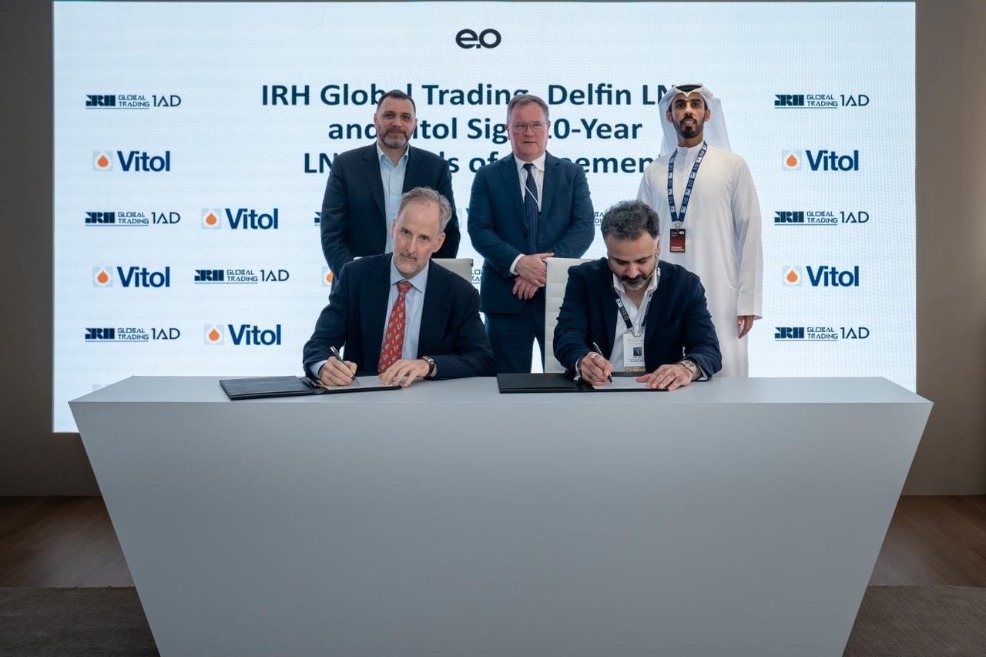 SPA signing; Source: Vitol via LinkedIn